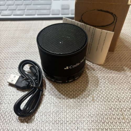 Code.Hub small Bluetooth wireless speaker