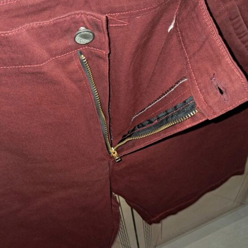 Vancouver burgundy bermuda shorts