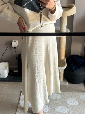 Elegance skirt used, white and beige, size L