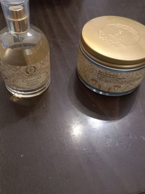 Body cream and body perfume with honey, vanilla, and geranium