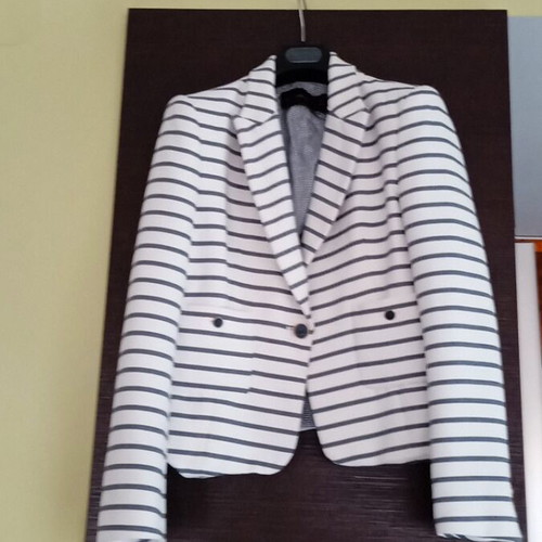 Zara jacket like new, white and blue, size L