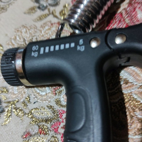 Adjustable hand strengthener new with motion counter