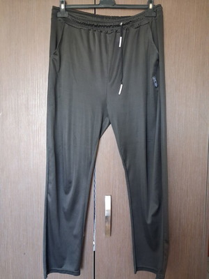 Sweatpants XL used, black, with pockets and drawstring