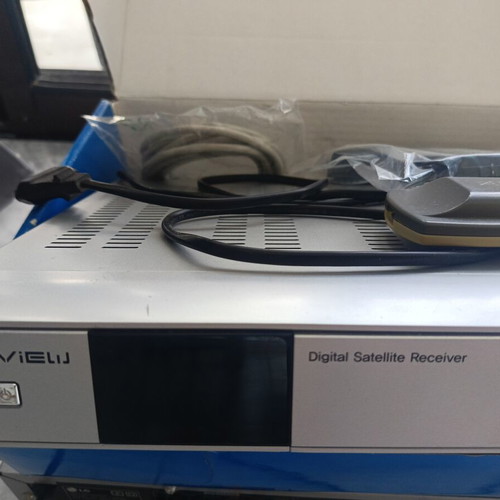 Tecview 2051FAE Satellite Receiver used, full set with remote and cables