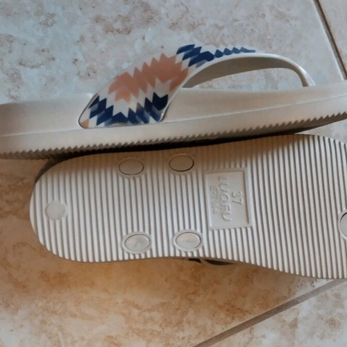 Parex flip-flops new, narrow fit, size 37