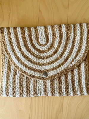 Boho woven clutch envelope like new, beige/cream