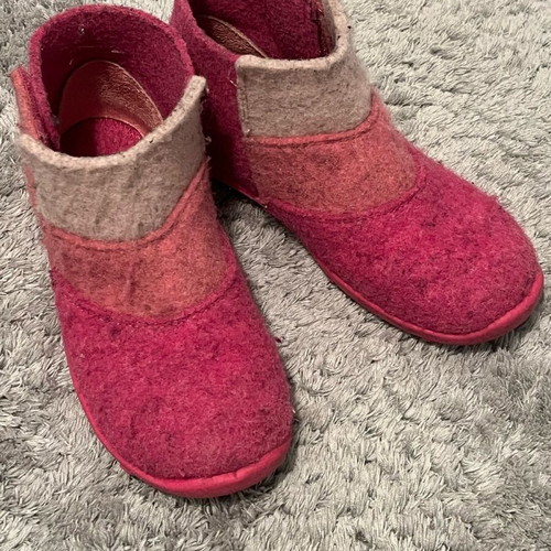Superfit slippers size 29 pink like new