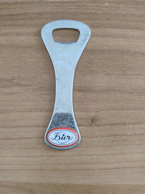 Stainless steel beer opener like new, 14 cm length