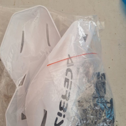 Motorcycle hand guards new, suitable for various models