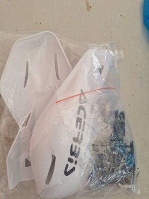 Motorcycle hand guards new, suitable for various models