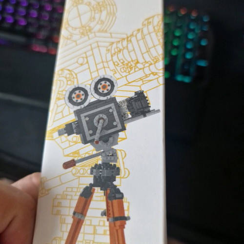 Cine Camera building blocks new, 593 pieces