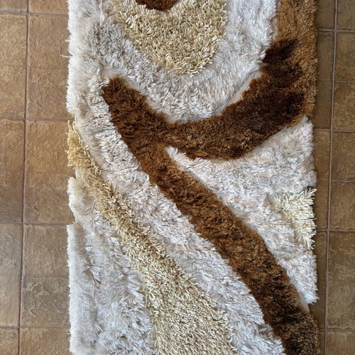 Bedroom rug set used