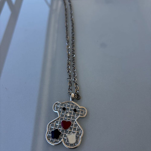 Children's necklace with teddy bear design like new