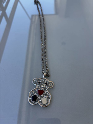 Children's necklace with teddy bear design like new