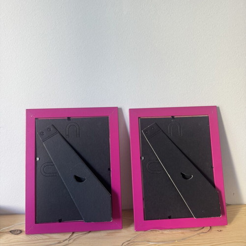 Set of 2 photo frames pink like new