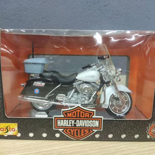 Harley-Davidson 1998 FLH Electra Glide Arkansas State Police scale 1/18