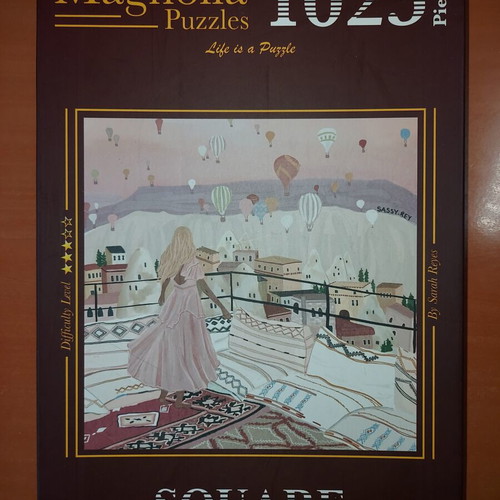 Magnolia Cappadocia 1023-piece square puzzle