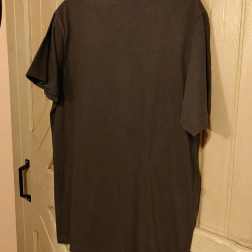 T shirt Gun's N Roses like new, black gray, size M
