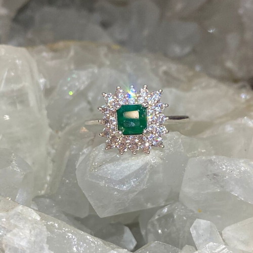 Silver ring with natural emerald and moissanite, new