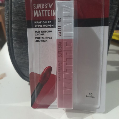 Maybelline 10 Dreamer sealed lipstick, new