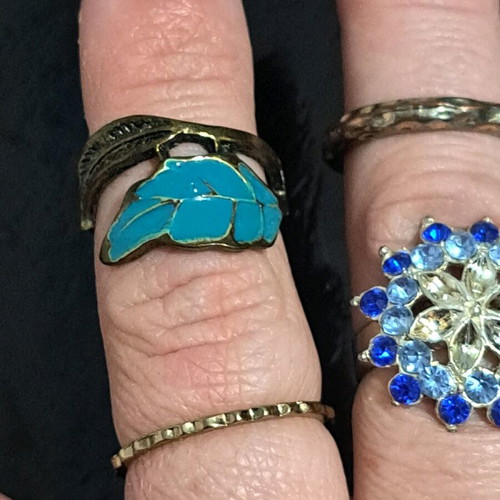 Rings set used, 6 pieces with various designs and colors