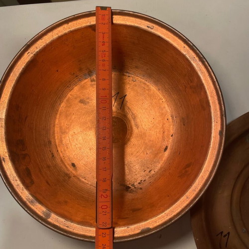 Copper vessel used in good condition