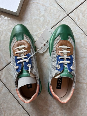 Hispanitas multicolor athletic shoes new, size 41