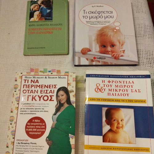 Books for mothers and pregnant women like new, pack of 4