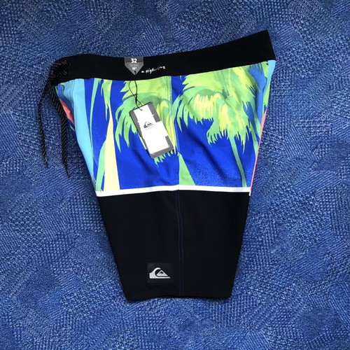 Quiksilver Boardshorts new men's swimwear size M