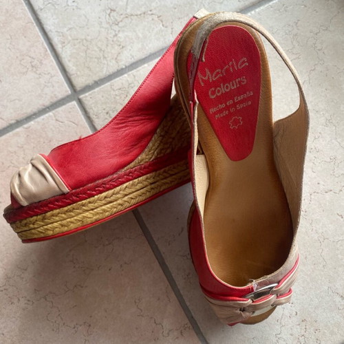 Marina leather platform shoes like new, size 39, beige and red
