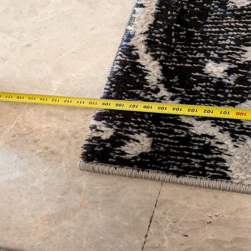 Set of 3 rugs like new