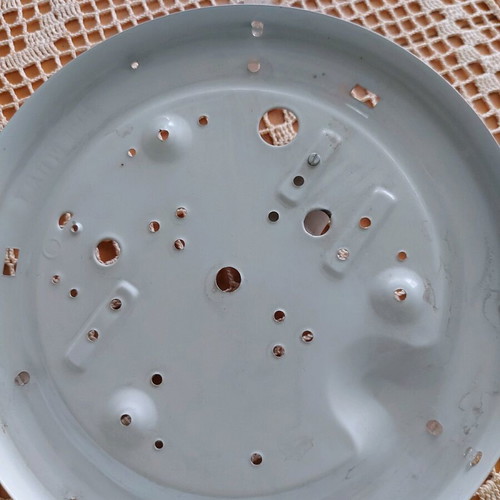 Ceiling light used without glass part, light metal