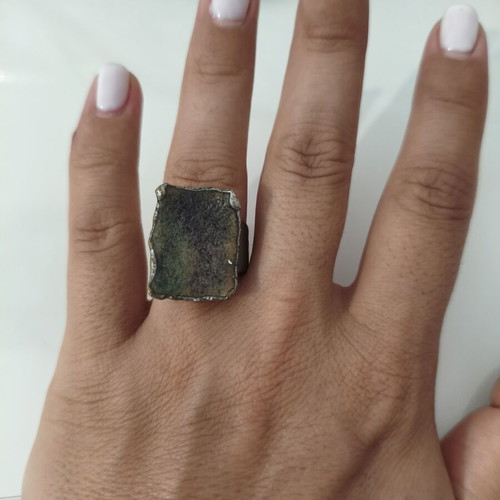 Vintage statement ring with raw Moldavite adjustable size like new