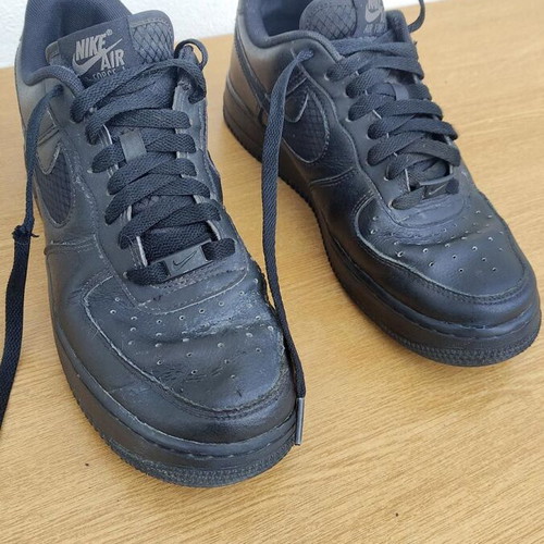 Nike Air Force used black athletic shoes size 42