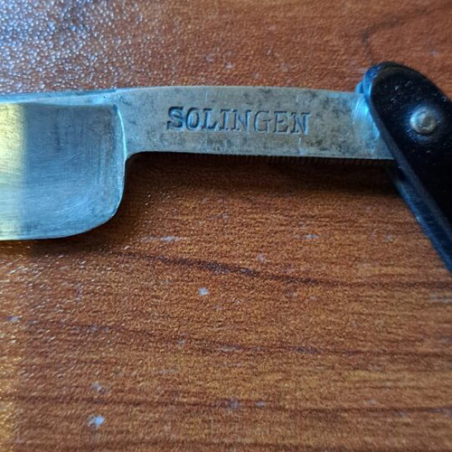 Solingen antique razor used, bakelite and steel blade