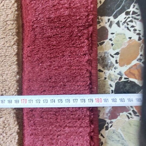 Rug 1.80 x 2.30 like new
