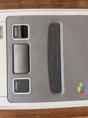 Super Nintendo console