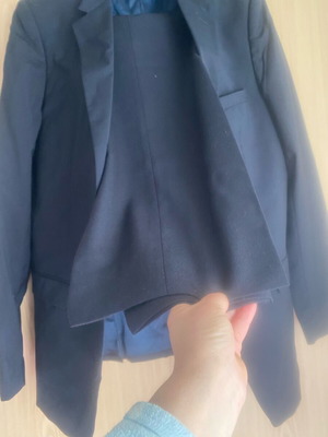 Zara suit new, jacket size 50-40 and trousers size 44