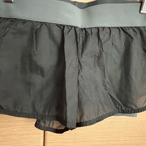 H&M athletic shorts used, gray, size XS 34