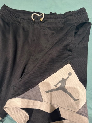 Jordan men's shorts size Small like new, black and white