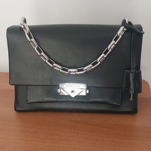 Michael Kors bag small size like new, missing long strap