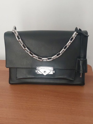 Τσάντα Michael Kors μικρό μέγεθος σαν καινούργιο, χωρίς μακρύ λουράκι