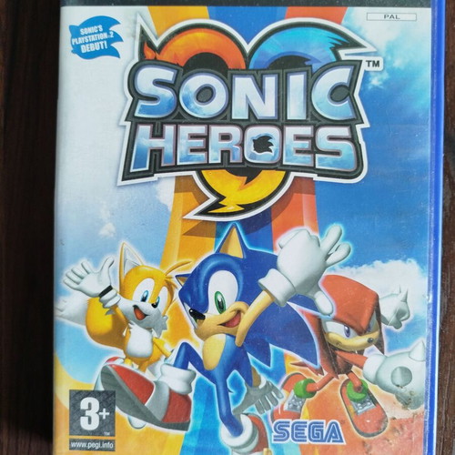 Sonic Heroes PS2 game non-working, used