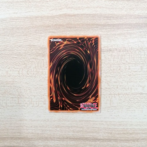 Yu-Gi-Oh! Magical Hats Trap Card near mint
