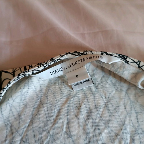Diane von Furstenberg cocktail dress silk, like new, size S