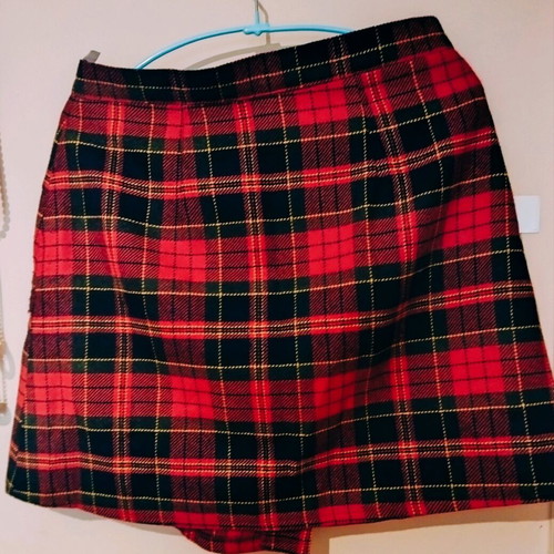 Lussile women's skirt in alpha line like new