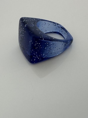 Acrylic ring new blue, suitable for the beach