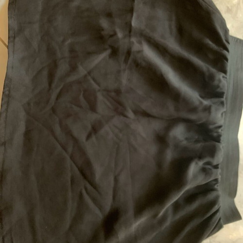 Black skirt size M like new