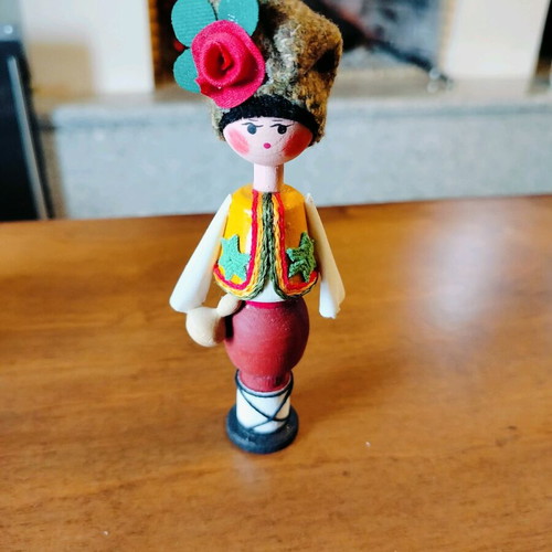 Collectible miniatures with traditional costumes like new