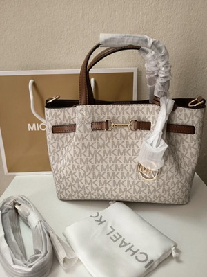 Τσάντα Michael Kors Carson καινούργια, ώμου, μπεζ